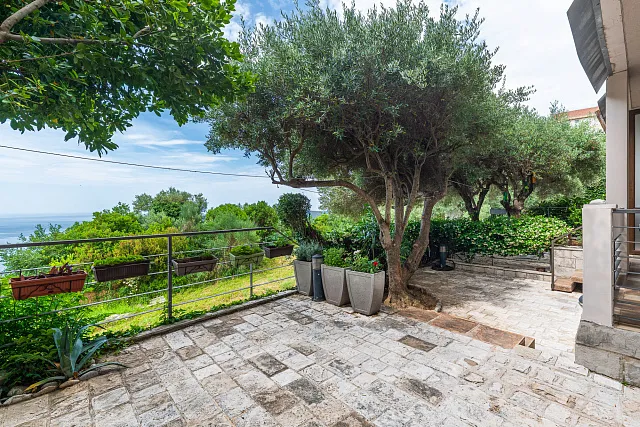 57 m² Apartment + 45 m² Terrace in Seoce, Budva — photo 9